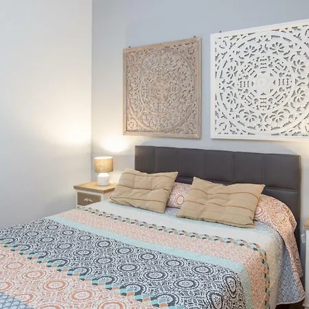 Holiday home Bungalow Terraza Privada Barbacoa Y Piscina By Lightbooking *