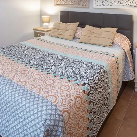 Bungalow Terraza Privada Barbacoa Y Piscina By Lightbooking